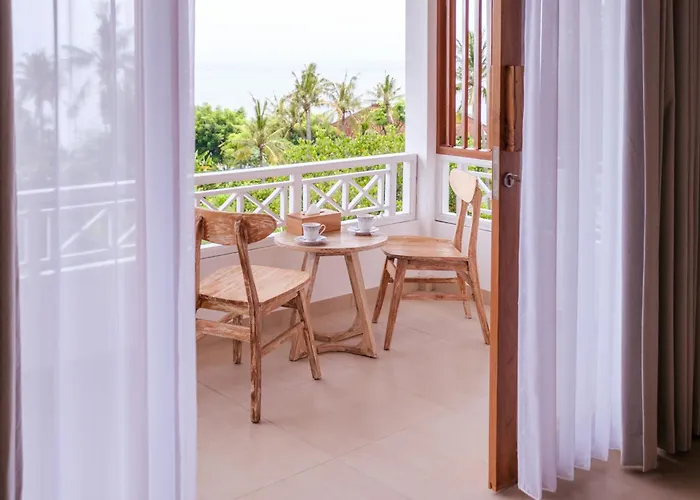 Bukit Adi Aparthotel 4*