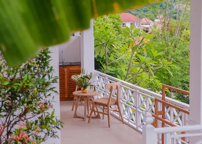 Aparthotel Bukit Adi 4*